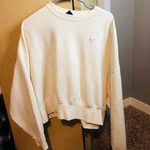 NWOT Nike Oversized Crew